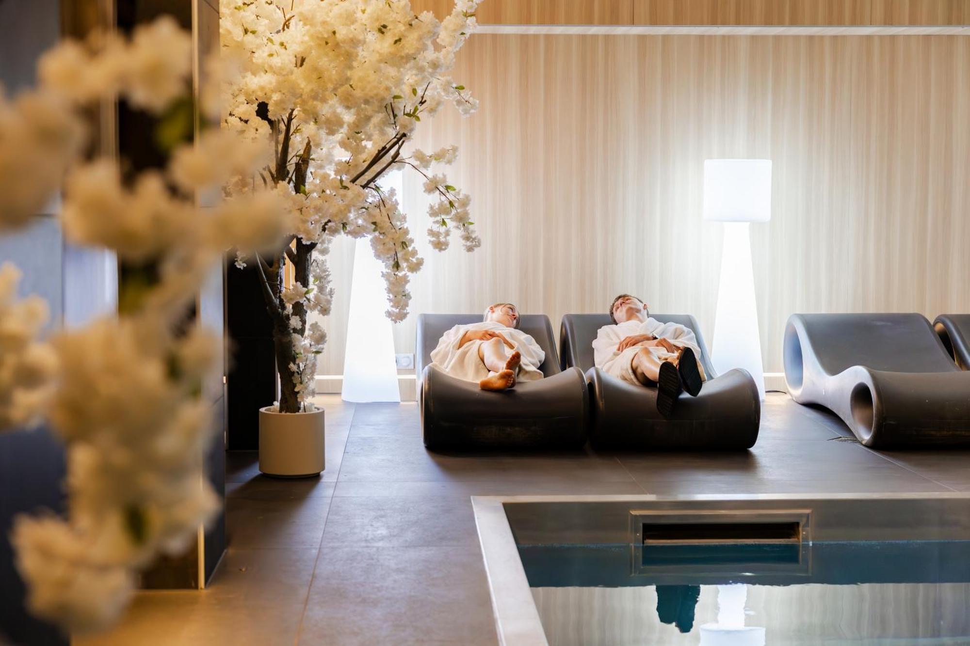 L' Hotel & Spa Ribeauville- Haut-Koenigsbourg מראה חיצוני תמונה